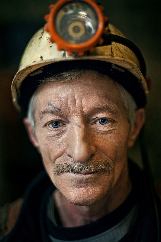 добыча угля Добыча угляphoto preview