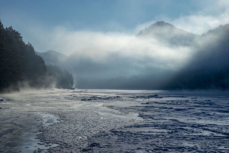 река, мороз, зима, лед, замерзла, утро, восход, свет, туман, горы, сосны, алтай, катунь Морозное утроphoto preview