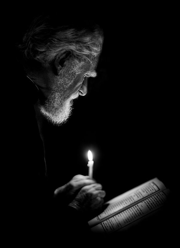 Портрет, жанровый портрет Молитваphoto preview