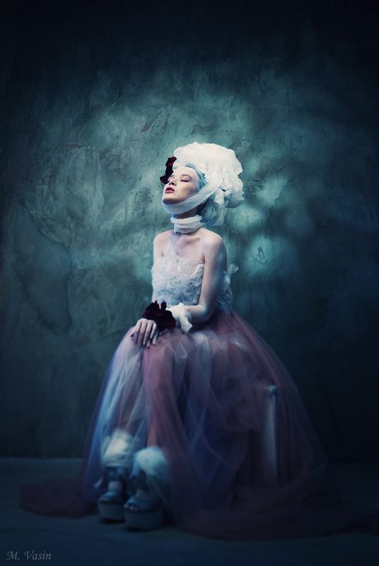 model, girl, studio, light, color, fineart Opheliaphoto preview