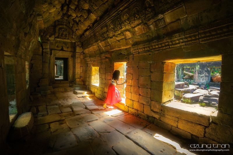 Explore the civilization of Angkorphoto preview