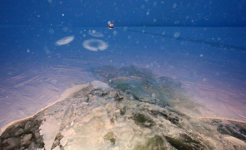 льды,надежда,карское море ЛУЧИ НА СНЕГУphoto preview