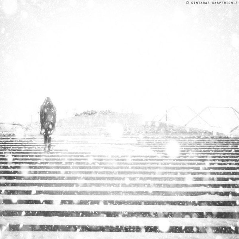 girl, winter, snow Backwardphoto preview