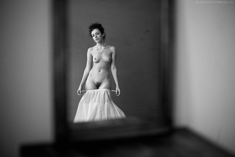 laura kogan, ню, зеркало В зеркалеphoto preview