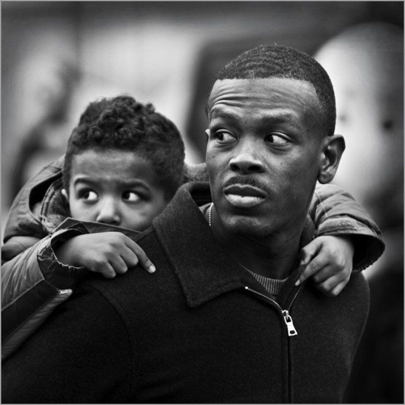 а это, сынок, - дед Мороз, он добрый...  кажется...photo preview