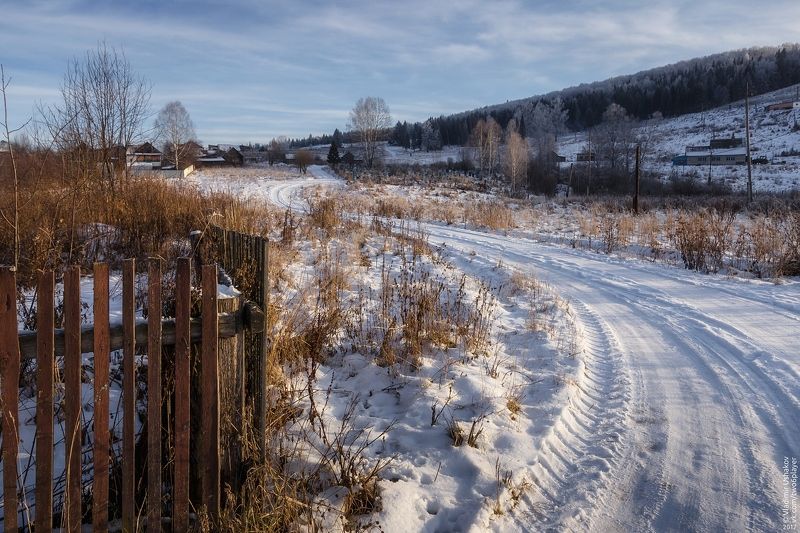 дорога, забор, зима, поселок, пудлинговый Пудлинговый фото превью