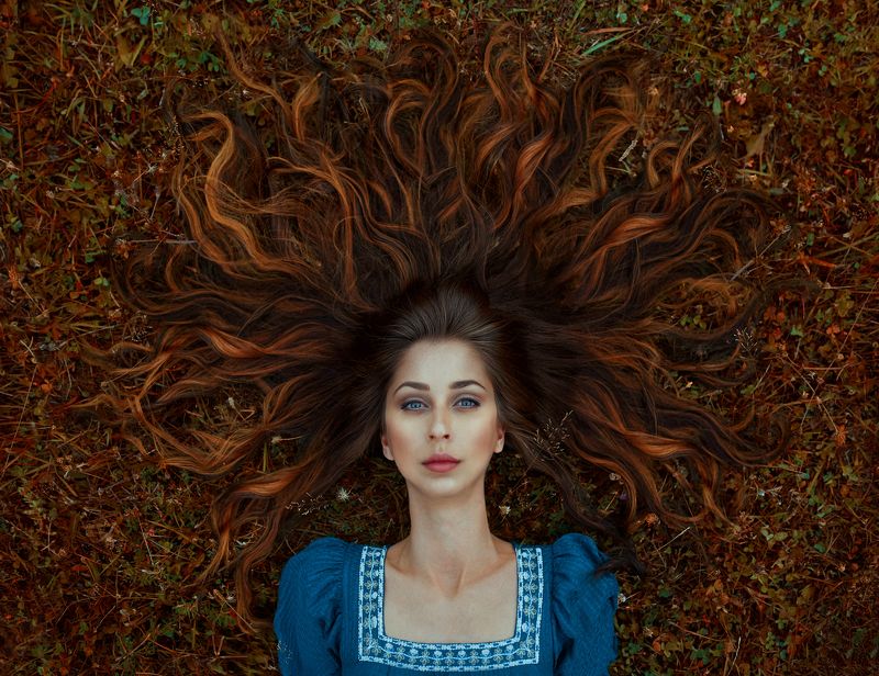 portrait, long hair, woman, blue eyes Earthphoto preview