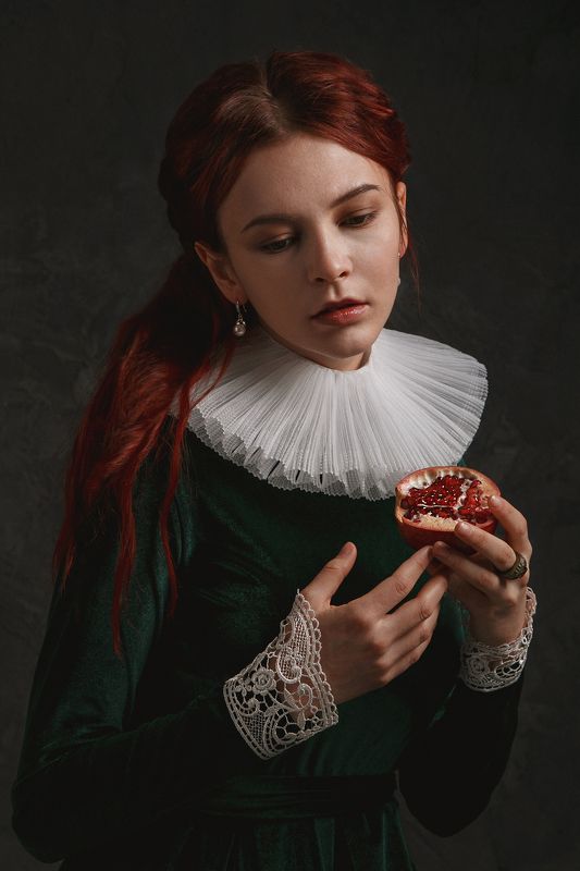 vanitas, гранат, девушка, рыжие волосы Vanitasphoto preview