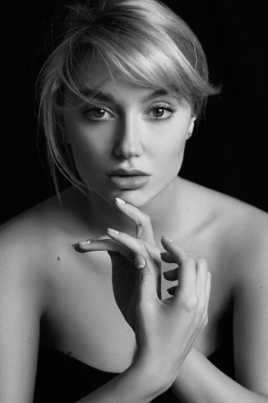 portrait, портрет, девушка, глаза, глаза зеркало души, bw, чб, черно-белое Annaphoto preview