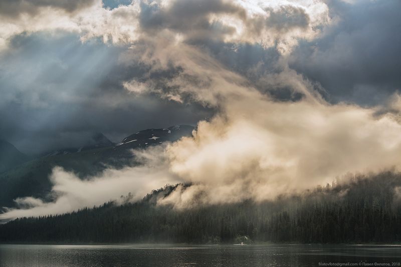алтай, сибирь, катунский хребет, тайменье, утро, туман Тайменьеphoto preview
