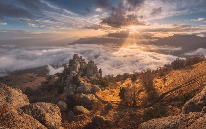 Крым, Демерджи, зима, осень, солнце, Алушта, Южная Демерджи, Россия, пейзаж, закат Золото Демерджиphoto preview