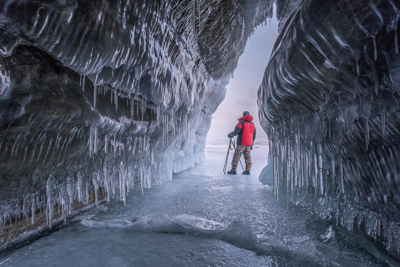 байкал, ольхон, лед, пещера, грот, сосульки, закат, рассвет, зима, кристалл, отражение, сибирь \