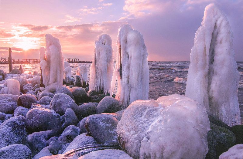 sunset, seascape,clouds, stone,sea,sky,frozen Rusty wanderers...photo preview