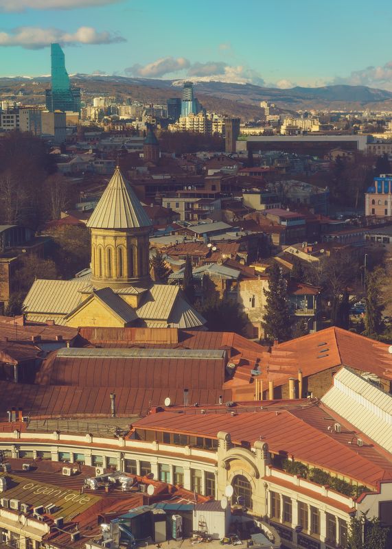 солнце в городе фото превью