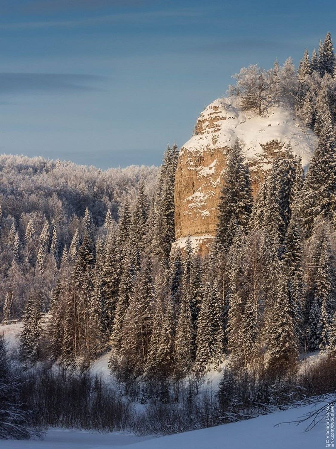 Nature. Автор: Владимир Ушаков зима, снег, солнце, облака, скала, деревня, заговоруха, пермский край, Владимир Ушаков