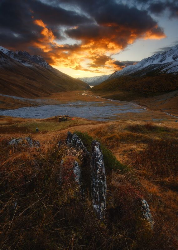 россия, северная осетия, дигория, кавказ, горы, ущелье, утро, туман, пейзаж, природа, рассвет, болото, лес Дигорияphoto preview