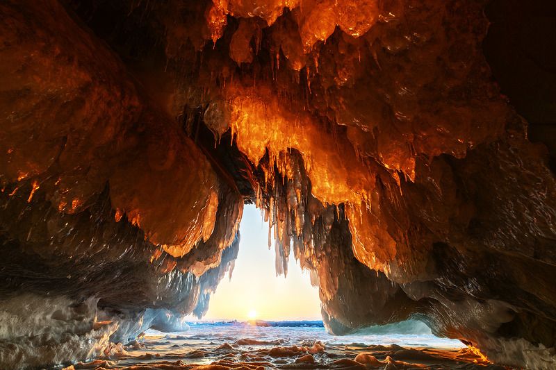 olkhon island , baikal lake Grottophoto preview