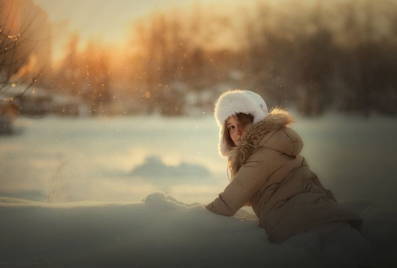 дети, зима морозное солнцеphoto preview