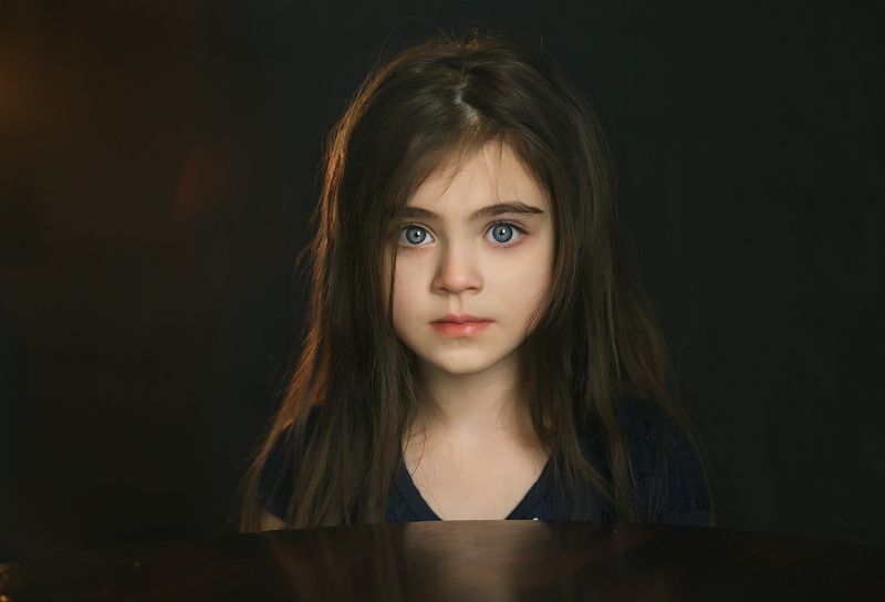 дети, глаза,портрет,девочка,юность,детство Необыкновенный взгляд.photo preview