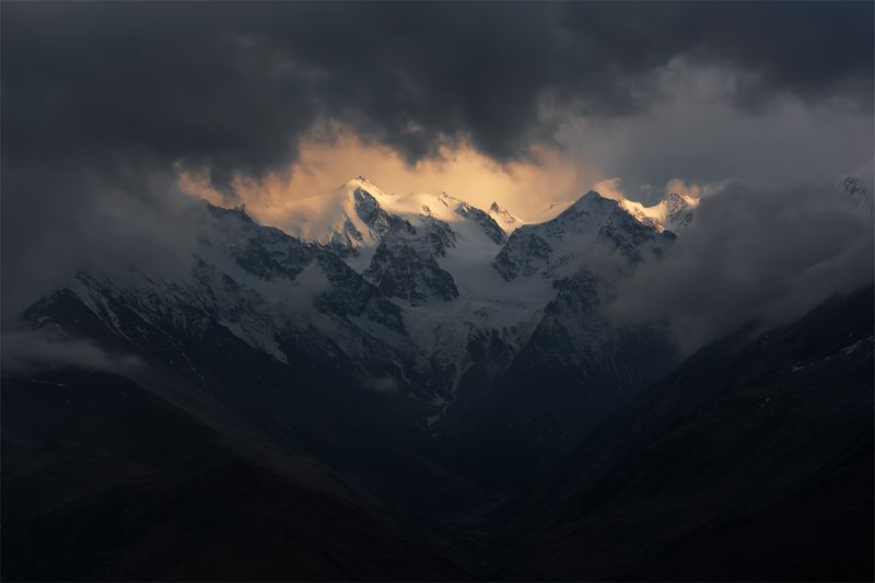 природа, пейзаж, кавказ, горы, весна, вечер, панорама, закат, солнце, небо, облака, свет ***photo preview