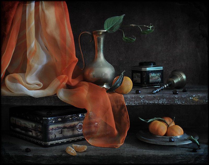 натюрморт На полке с мандаринами...photo preview