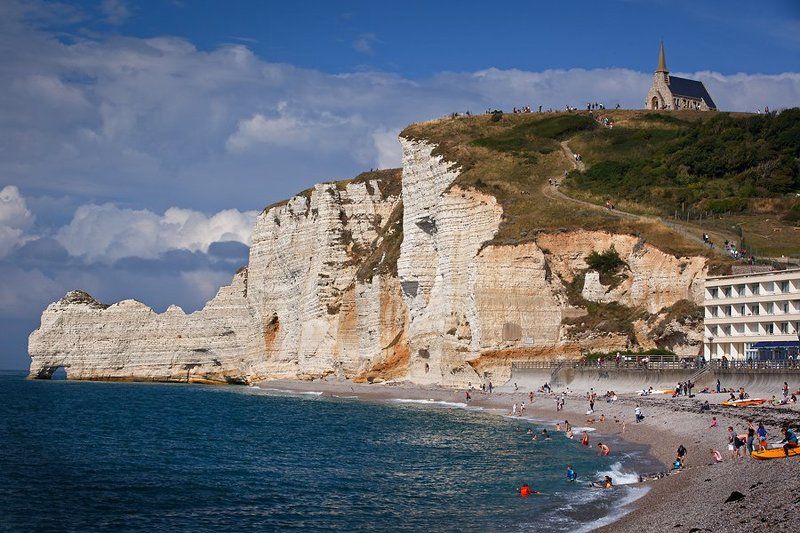 etretat, france Три взгляда на Etretat...photo preview
