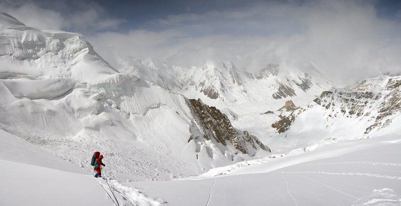 край, где шумят лавины Такой разный Памирphoto preview