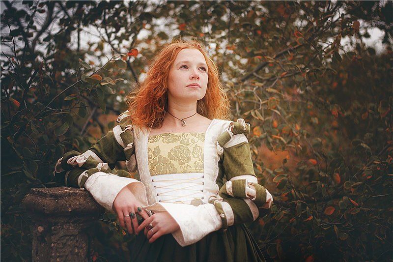 девушка, осень, 2010 Тимаphoto preview