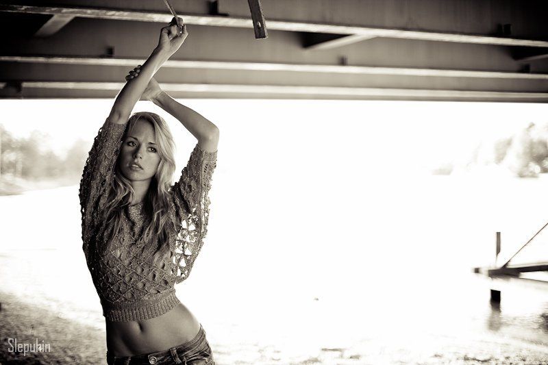 Atuumn Walkphoto preview