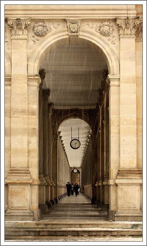 карловы вары, источник ВременнАя колоннадаphoto preview