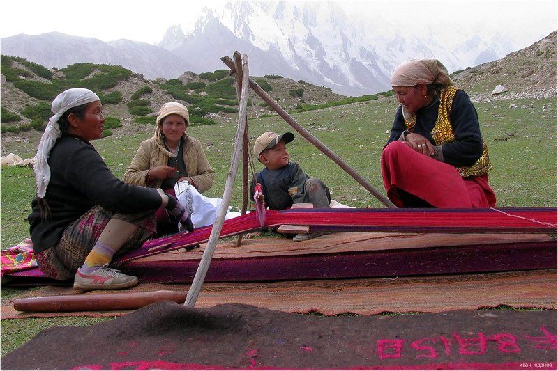 горы, китай, памир, памирцы Из жизни памирцевphoto preview