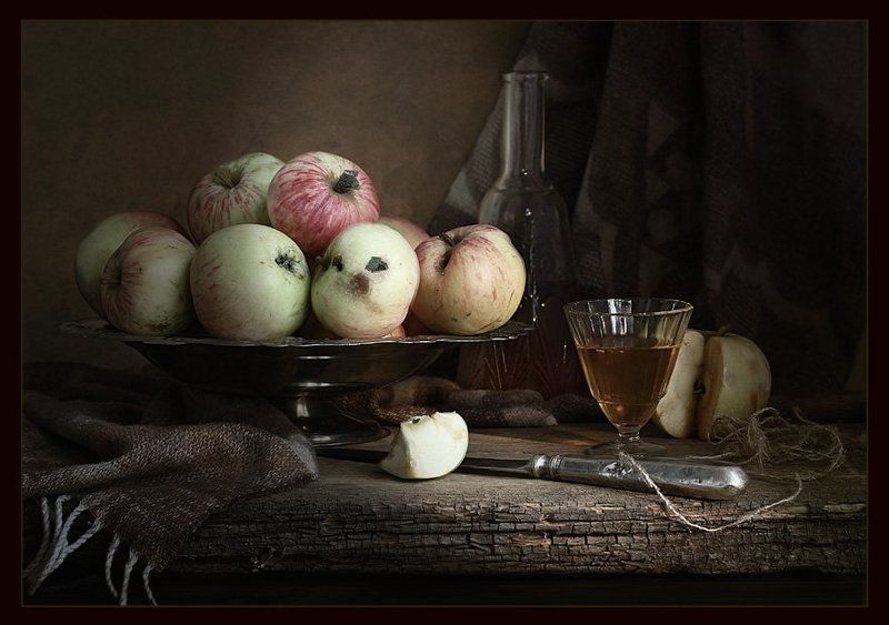 серж, десси БЛЮДО С ЯБЛОКАМИ...photo preview