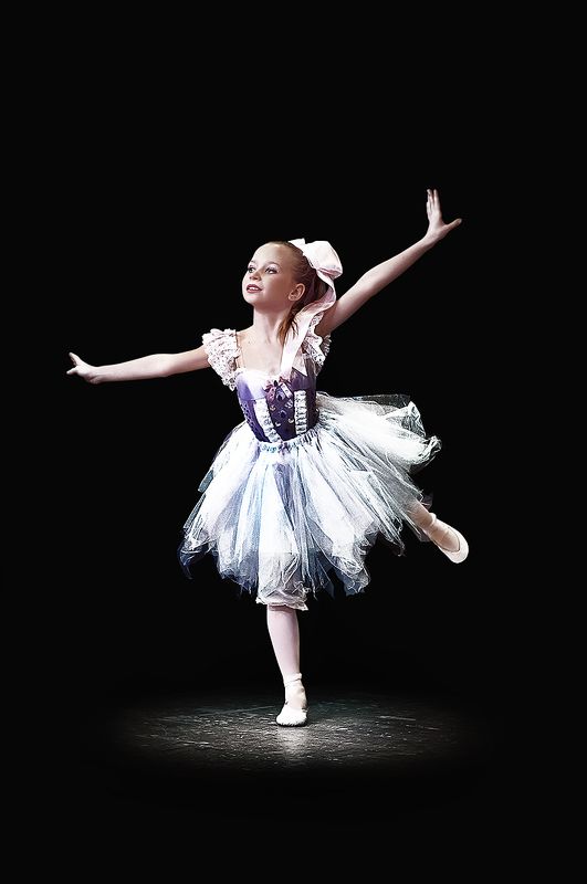 танец Бывает и так...photo preview