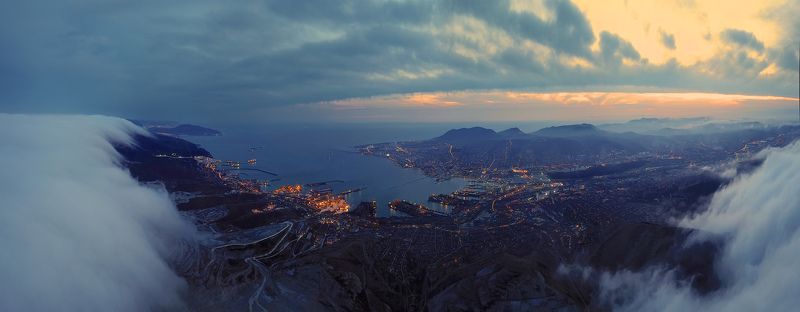 новороссийск, норд-ост, ветер, стихия, аэрофотосъемка.  Под ударом стихииphoto preview