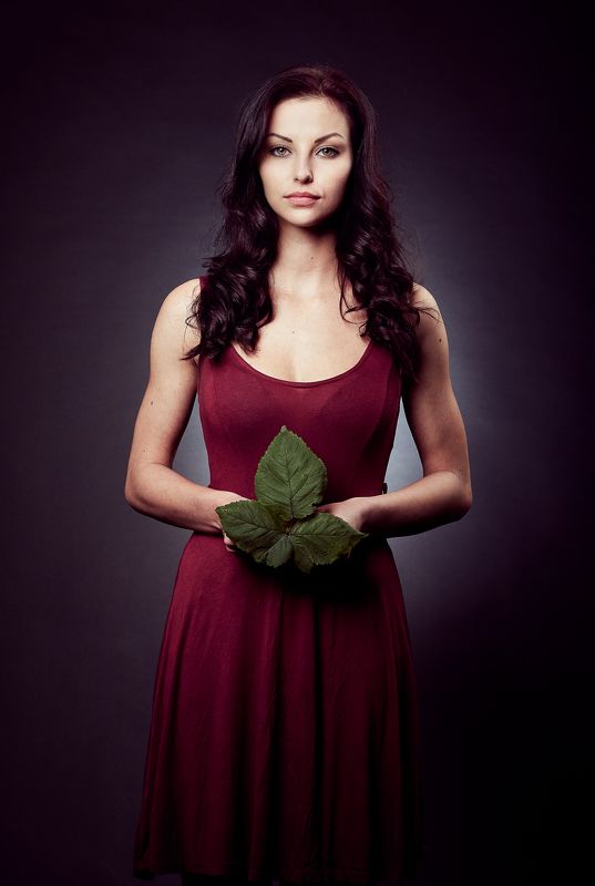 funky eye The Blackberry Leafphoto preview