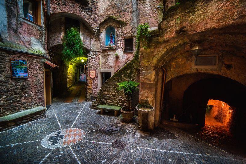 дольчеаккуа, дольчеаква, италия, город, борго Дольчеаккуаphoto preview