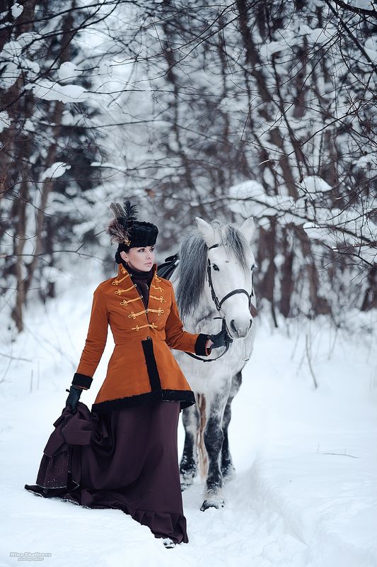 В зимнем лесуphoto preview