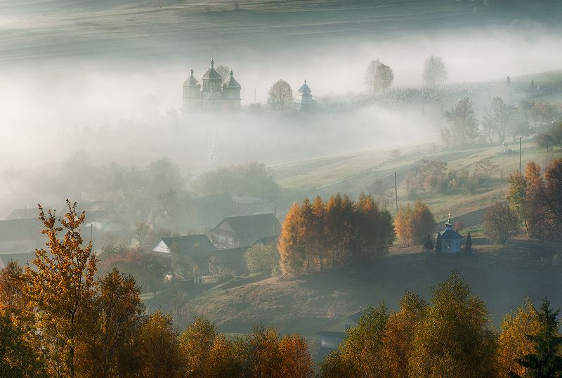 Осенний уголокphoto preview