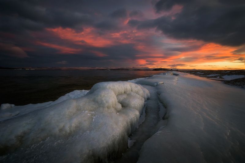Зимний закат на Байкале...photo preview