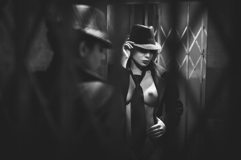 sexy, model, night, city, fashion, erotic, lips, body, naked, black and white, classic The elevatorphoto preview