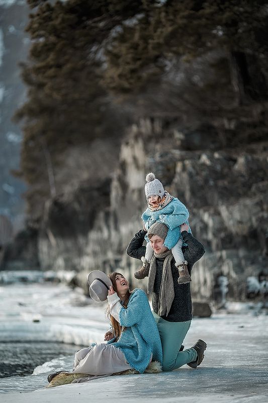 семья, дети, природа, горы, девушка Семьяphoto preview