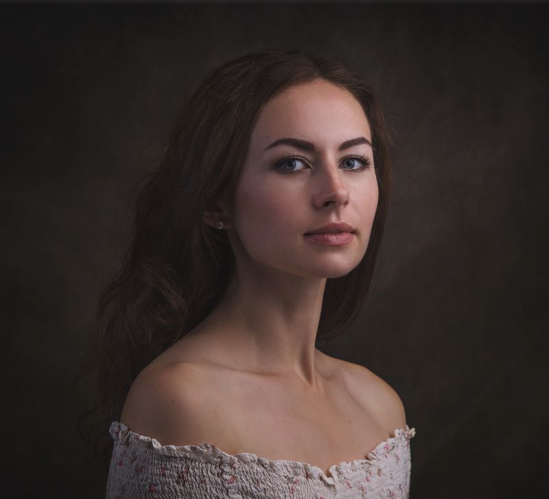 портрет девушки, студия Настяphoto preview