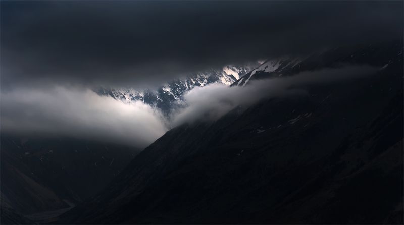 природа, пейзаж, кавказ, горы, весна, вечер, панорама, закат, солнце, небо, облака, свет *photo preview