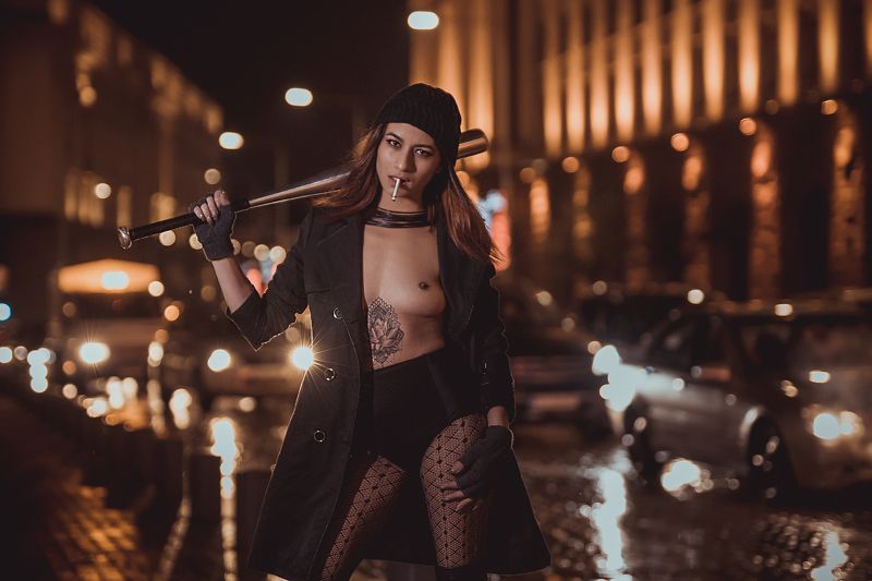 girl, night, urban, sexy, naked, tattoo, riot, bad Riotphoto preview