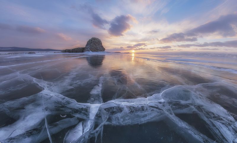 Байкал, закат, беленький, лед, облака, мороз, солнце Байкальские закатыphoto preview
