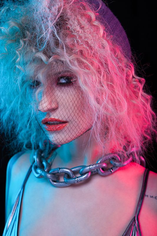 beauty, portrait, girl, neon, photo, new Vikiphoto preview