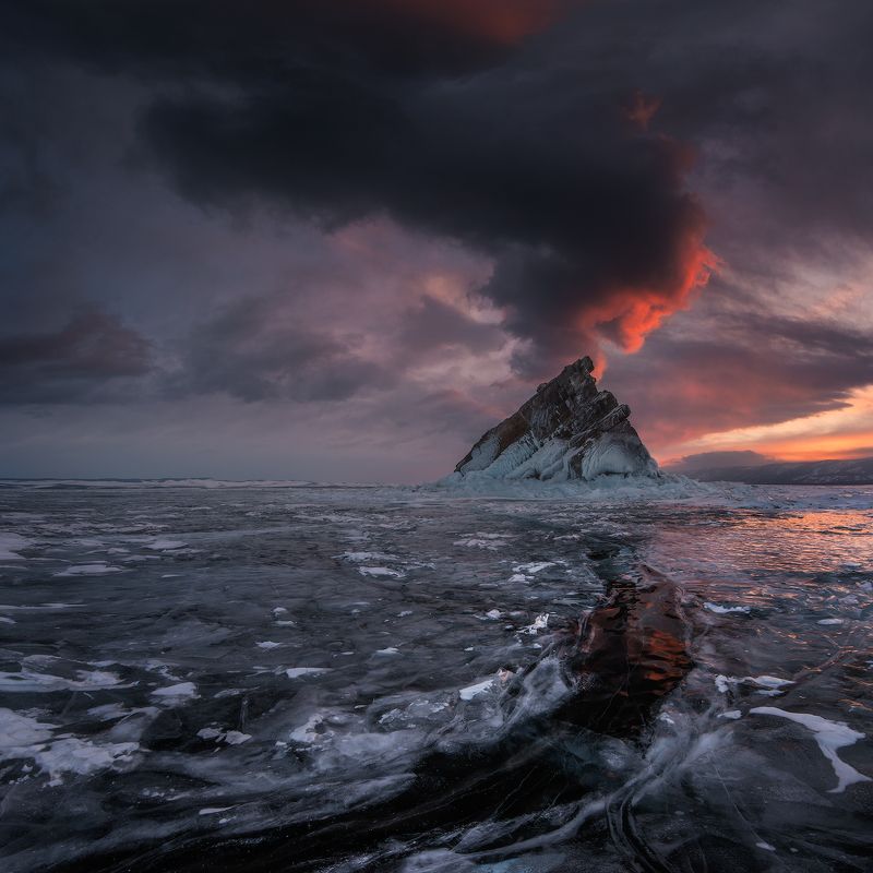 байкал, еленка Байкальский вулканphoto preview