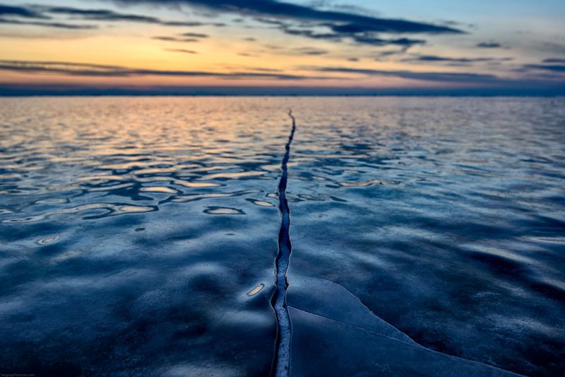 Байкал, зима, лёд, рассвет, отражение, пейзаж Рассветphoto preview