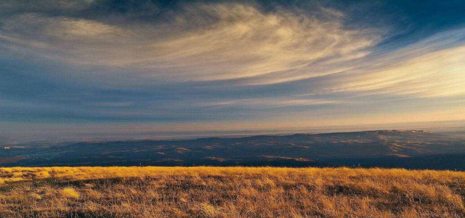 И было утро и был рассвет (а где-то город) . А здесь хорошо,..... Автор: Фёдор горы, кавказ, утро, Фёдор
