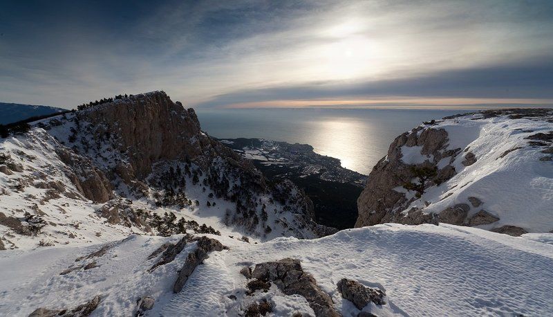 февраль, крым, ай-петри, горы, зима, море Рассвет над Алупкойphoto preview